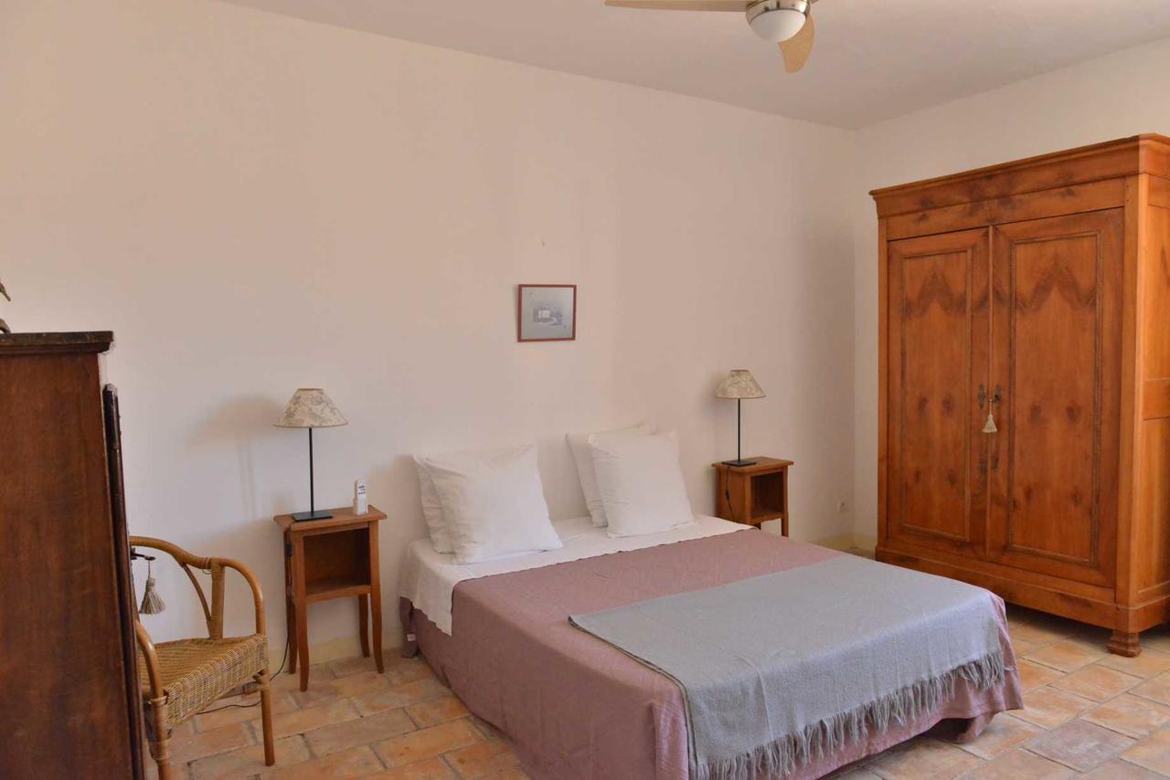Mas Du Notaire Apartment Gallician Exterior photo
